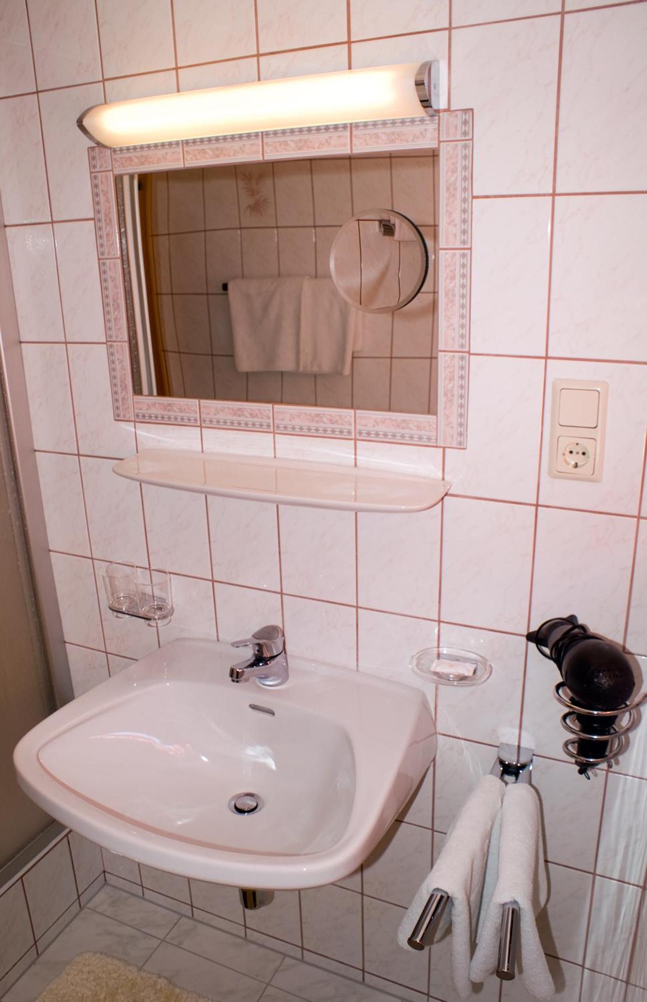 Gaestehaus Resi Jerzens Dış mekan fotoğraf