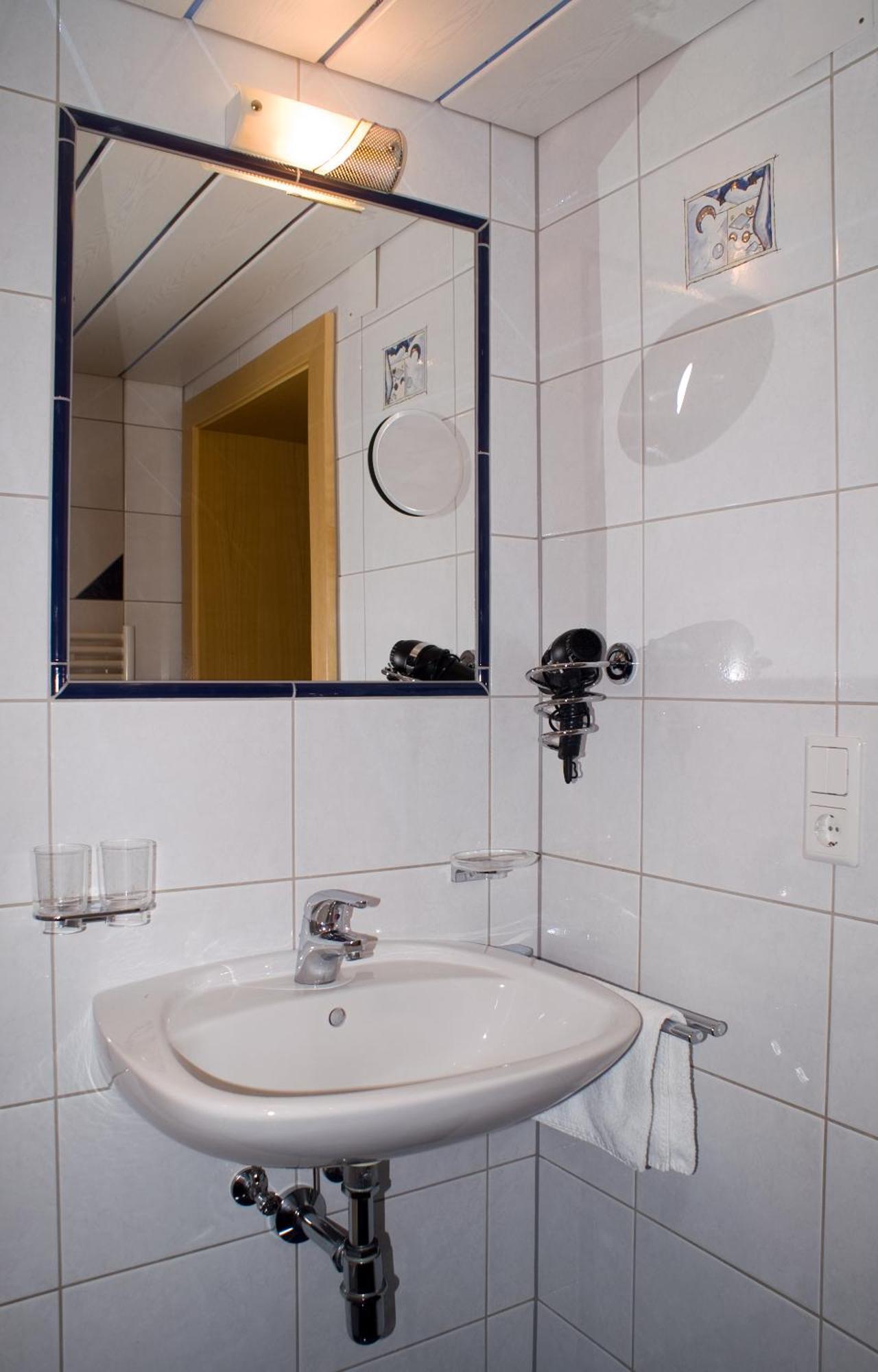 Gaestehaus Resi Jerzens Dış mekan fotoğraf