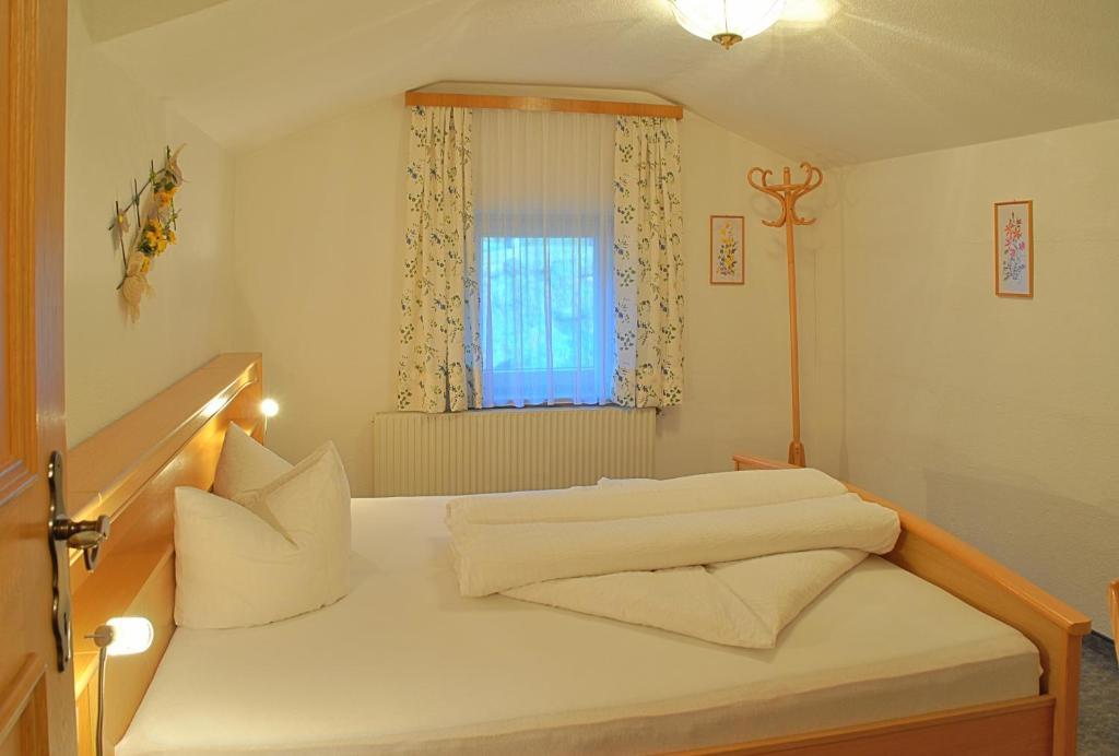 Gaestehaus Resi Jerzens Oda fotoğraf